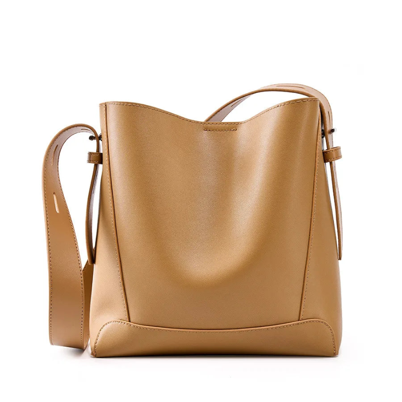 Bolsa-Feminina-de-Ombro-em-Couro-Modelo-casual-04