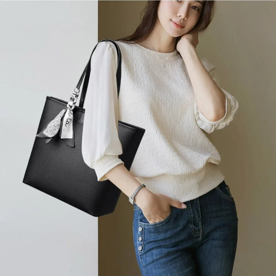 Bolsa-de-Ombro-Feminina-Couro-Macio-05
