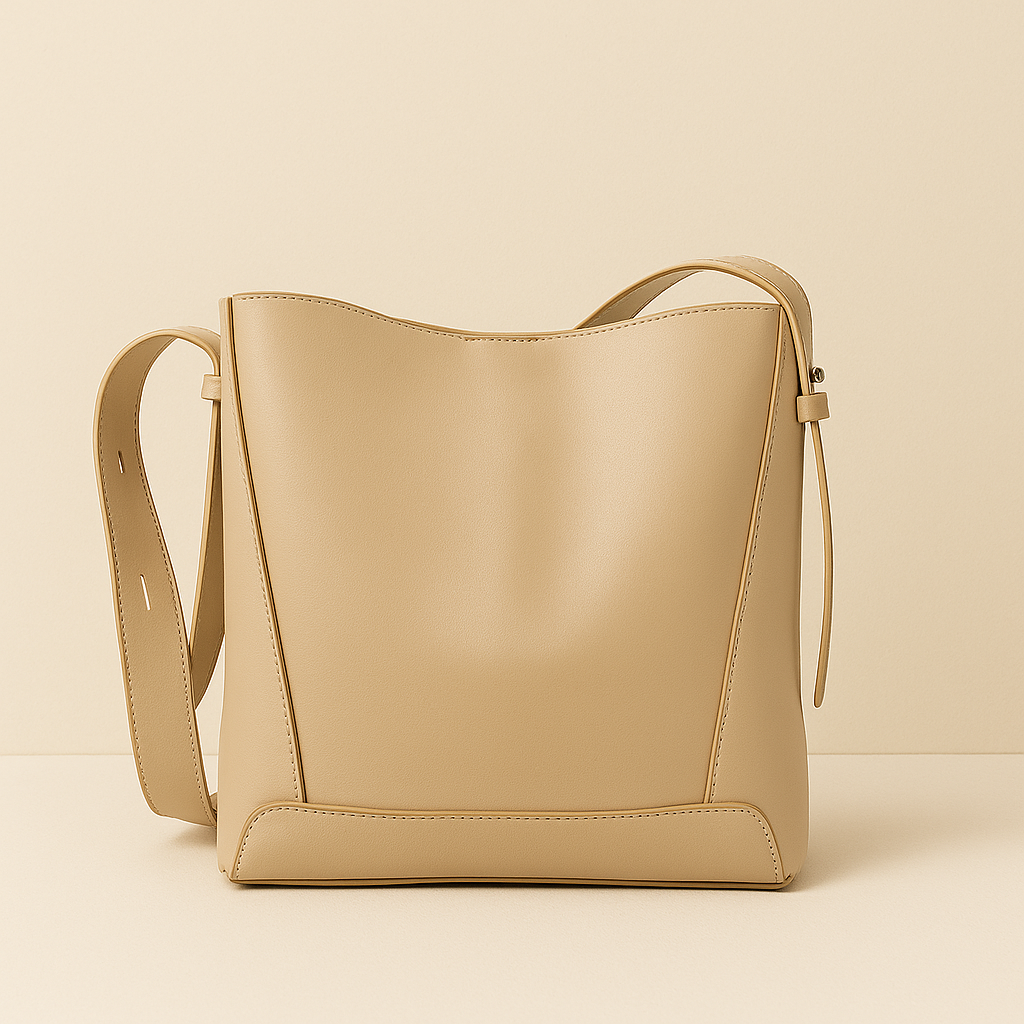 Bolsa Feminina de Ombro em Couro - Modelo casual
